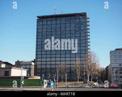 TURIN, ITALIE - CIRCA JANVIER 2018 : siège social de la RAI skyscraper Banque D'Images