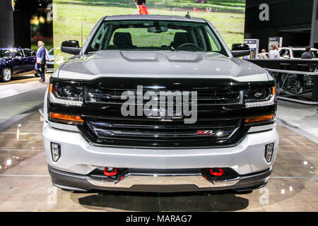 New York City, United States. Mar 28, 2018. Chevrolet Silverado Z 71 montré au New York International Auto Show 2018, au Jacob Javits Center. C'était le premier jour de l'aperçu de la presse NYIAS, le 28 mars 2018. Crédit : Miro Vrlik/Pacific Press/Alamy Live News Banque D'Images