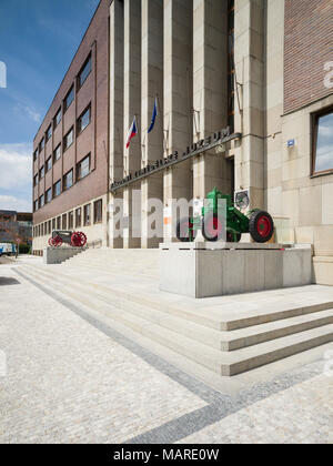 Prague. République tchèque. De l'extérieur du Musée national de l'Agriculture NZM (Národní muzeum zemědělské). Construction fonctionnelle a été conçu par l'ar Banque D'Images
