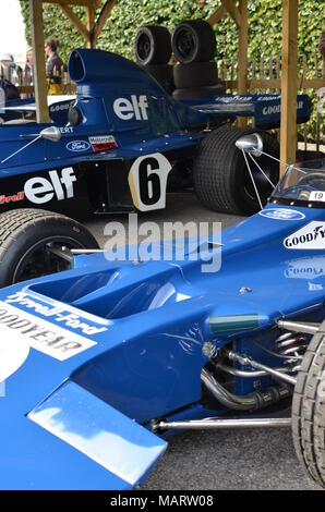 Jackie Stewart Tyrrell Grand Prix race voiture au Goodwood Revival 2014 événement. Banque D'Images