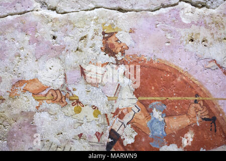 Bataille entre les Grecs et les Amazones. Peinture polychrome grec sur l'Armande Altaï delle Amazzoni (sarcophage des Amazones) en date du 4ème siècle avant J.-C. (350-325 BC) sur l'affichage dans le Museo Archeologico Nazionale (Musée Archéologique National) à Florence, Toscane, Italie. Le sarcophage a été mis au jour dans le domaine de la cité étrusque de Corneto (Tarquinia maintenant en Italie) en 1869. Banque D'Images