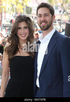 HOLLYWOOD, CA - 3 avril : Jessica Altma, James Altman, à Lynda Carter honorée avec étoile sur le Hollywood Walk of Fame à Hollywood, Californie le 3 avril 2018. Credit : Faye Sadou/MediaPunch Banque D'Images