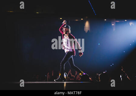 L'Italie, 3 avril 2018 : le rappeur italien, chanteur et auteur-compositeur Jovanotti en live sur scène à la Pala Millares pour son 'Live' tour 2018 Lorenzo Photo : Alessandro Bosio/Alamy Live News Banque D'Images