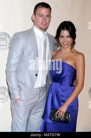 SMG Channing Tatum Jenna Dewan-Tatum FLXX  homme vivant le plus sexy  111512 49.JPG PHOTOS - BREAKING NEWS NEW YORK - 15 novembre : Channing Tatum obtenir le 'Sexiest Man Alive'. Le 15 novembre 2012 à New York. (Photo par les tempêtes Media Group) Personnes : Channing Tatum Jenna Dewan-Tatum Transmission Ref : FLXX doit appeler si intéressé Michael tempêtes tempêtes Media Group Inc. 305-632-3400 Cellulaire 305-513-5783 - Télécopieur - MikeStorm@aol.com Banque D'Images