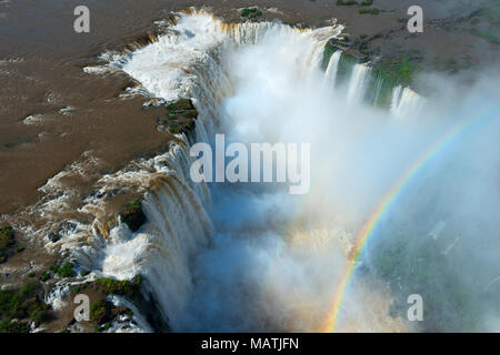 Vue aérienne de Iguazu Falls dans la frontière de l'Argentine et le Brésil Banque D'Images