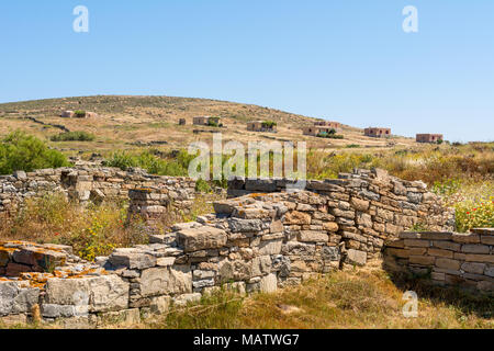 Ruines antiques sur l'île de Delos, le plus grand site archéologique de l'archipel des Cyclades. La Grèce. Banque D'Images