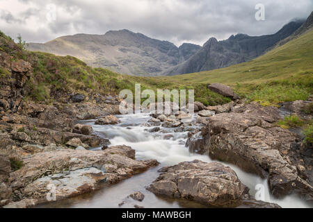 Conte de piscines au Glen cassantes sur l'île de Skye Banque D'Images