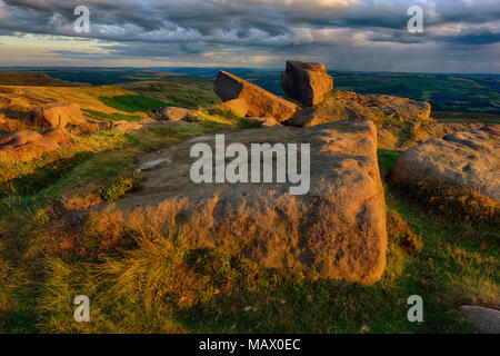 Stanage Edge dernière lumière Banque D'Images