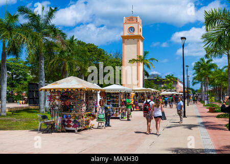 Benito Juarez Plaza Cozumel mexique est une destination de croisière populaire dans l'ouest des Caraïbes Banque D'Images