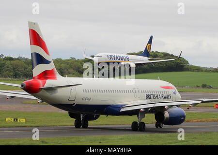 G-EUYB, un Airbus A320-232 exploité par British Airways, à l'aéroport de Prestwick en Ayrshire. Banque D'Images