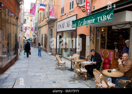 Alley à vieille ville de Grasse, Alpes-Maritimes, France du Sud, France, Europe Banque D'Images