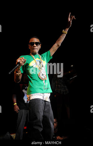Le rappeur Deandre Way aka Soulja Boy Tell 'Em effectuant de la Summer Explosion à la sports arena le 20 août 2011 à Los Angeles, Californie. Banque D'Images