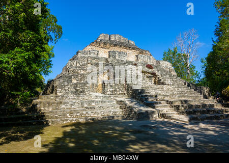 Chacchoben Myan ruines début city à la destination de croisière Costa Maya au Mexique en Amérique centrale est un arrêt populaire sur le navire de croisière des Caraïbes de l'Ouest Banque D'Images