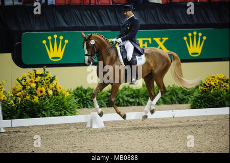 Finales de la Coupe du Monde Rolex, Thomas and Mack Center, Las Vegas, Nevada, USA, avril 2009. Grand Prix dressage, Marco Bernal (COL) équitation Diamore : Photo Pete Banque D'Images
