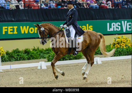 Finales de la Coupe du Monde Rolex, Thomas and Mack Center, Las Vegas, Nevada, USA, avril 2009. Grand Prix dressage, Marco Bernal (COL) équitation Diamore : Photo Pete Banque D'Images