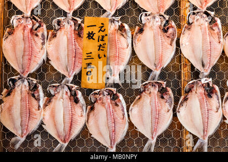 Le Japon, Hoshu, préfecture de Shizuoka, Atami, séchage de poisson Banque D'Images