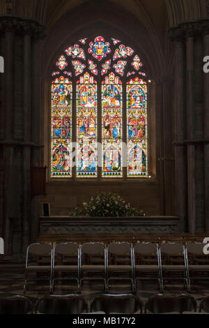 Vitrail dans la cathédrale d'Ely cambridgeshire, Angleterre, Royaume-Uni, Europe Banque D'Images