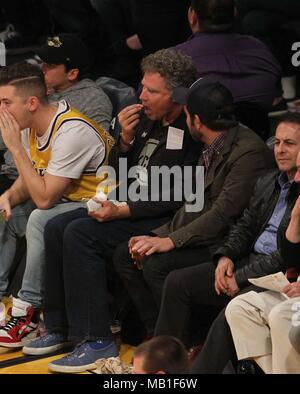 Lundi 5 mars, 2018 ; Celebs au Lakers jeu. Les Trail Blazers de Portland a battu les Lakers de Los Angeles par le score final de 108-103 au Staples Center de Los Angeles, CA. En vedette : Will Ferrell Où : Los Angeles, California, United States Quand : 06 mars 2018 Source : WENN.com Banque D'Images