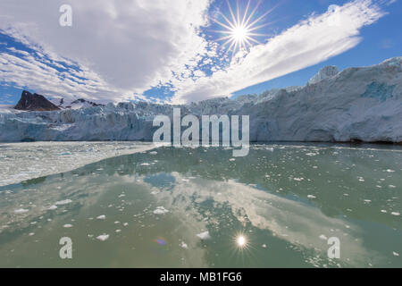 Smeerenburgbreen Reuschhalvøya, près de glacier dans Albert I Land debouches dans Bjørnfjorden Smeerenburgfjorden, partie intérieure du, Svalbard, Norvège Banque D'Images