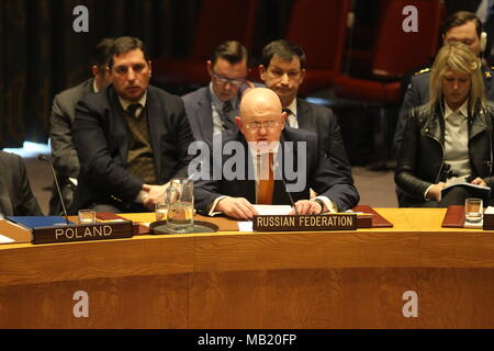 Nations Unies, New York, USA. 5 avril, 2018. L'Ambassadeur russe Vassily Nebenzia parle au Conseil de sécurité des Nations Unies sur les produits chimiques toxiques dans la région de Salisbury, Royaume-Uni. Photo : Matthew Russell Lee / Inner City Press Crédit : Matthew Russell Lee/Alamy Live News Banque D'Images