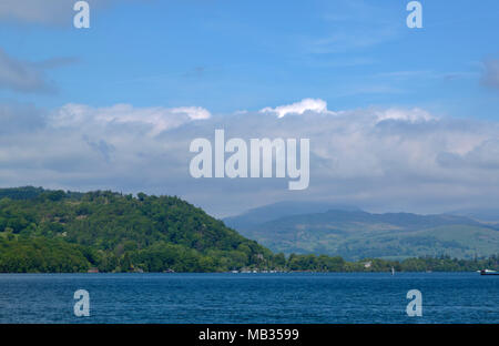 Magnifique Lac Windermere dans le Lake District Banque D'Images