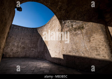 Piombino, Toscane, Italie - complexe du château avec la Torrione RIvellino et l Banque D'Images