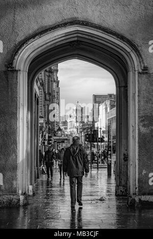 GLASGOW ECOSSE - Avril 02 : scène de rue de Glasgow 02 avril 2016 en Ecosse. Glasgow est la plus grande ville d'Écosse et la troisième plus grande en Grande-Bretagne. Banque D'Images