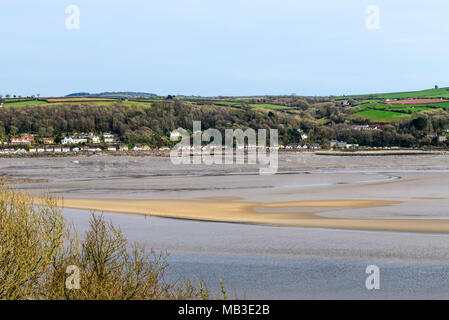 Ferryside de Llansteffan à la fin de l'estuaire de Rywi Carmarthenshire Wales Banque D'Images