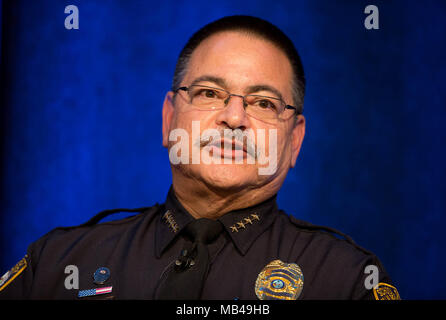 Boynton Beach, Floride, USA. 6ème apr 2018. Le chef de la Police du District scolaire Lawrence J. Leon au Forum Club déjeuner au Kravis Center Cohen Pavilion à West Palm Beach, Floride le 6 avril 2018. Credit : Allen Eyestone/Le Palm Beach Post/ZUMA/Alamy Fil Live News Banque D'Images