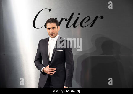 San Francisco, Californie, USA. 5ème apr 2018. Acteur MIGUEL ANGEL SILVESTRE arrive sur le tapis rouge pour le Santos de Cartier Watch Lancement au quai 48 le 5 avril 2018 à San Francisco, Californie Crédit : Greg Chow/ZUMA/Alamy Fil Live News Banque D'Images