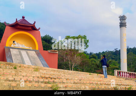 L'architecture du temple bouddhiste et le Myanmar dans le style pagode Batang Galang, Bintan Island - Indonésie Banque D'Images