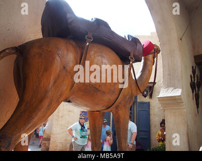 Camel réplique sur le Maroc en World Disney World Epcot Center, Orlando, Floride 2017 © Katharine Andriotis Banque D'Images