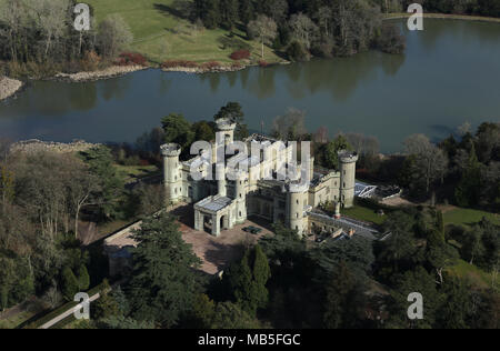 Vue aérienne d'Eastnor Castle, près de la ville de marché de Ledbury dans le Herefordshire. Banque D'Images