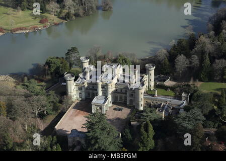 Vue aérienne d'Eastnor Castle, près de la ville de marché de Ledbury dans le Herefordshire. Banque D'Images