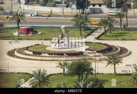 Enregistrer l'Iraq Statue conçu par le sculpteur irakien Mohammed Ghani Hikmat .qui situé à Bagdad. Banque D'Images