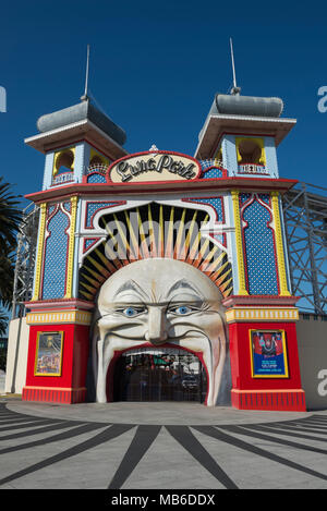 Luna Park parc d'historique dans la banlieue de Melbourne St Kilda a ouvert ses portes en 1912. Victoria, Australie. Banque D'Images