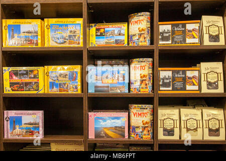 Bonbons & confiserie produits sucrés maintenant soumis à l'impôt sur le sucre, de contrôler l'obésité. Banque D'Images