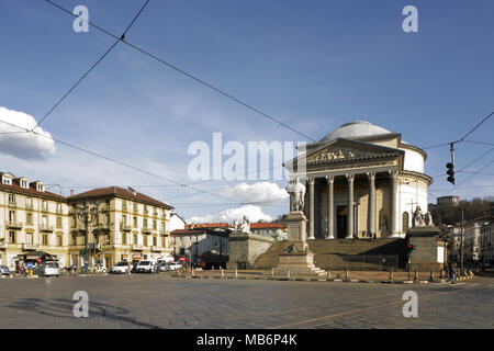 L'église Gran Madre di Dio, Corsa Casale, Turin, Italie, conçu par Ferdinando Bonsignore. Banque D'Images