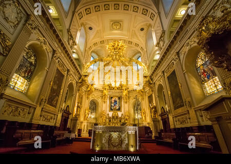 Basilique-cathédrale Notre-Dame de Québec ('Notre Dame de la ville de Québec') a été la basilique catholique romaine depuis sa première version en 1647 Banque D'Images