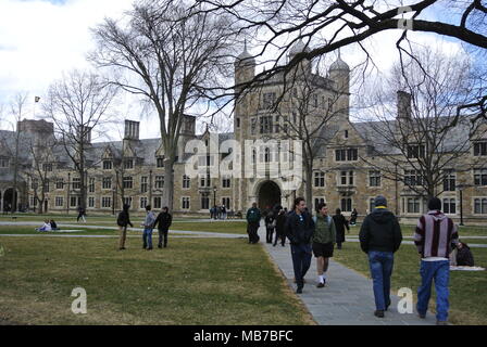 Ann Arbor, Michigan, USA. 7 avril 2018. Le campus de l'Université du Michigan près de la 47e Bash Hash annuel événement. Crédit, Jeffrey Wickett/Alamy Live News. Banque D'Images