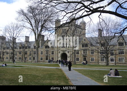 Ann Arbor, Michigan, USA. 7 avril 2018. Le campus de l'Université du Michigan près de la 47e Bash Hash annuel événement. Crédit, Jeffrey Wickett/Alamy Live News. Banque D'Images