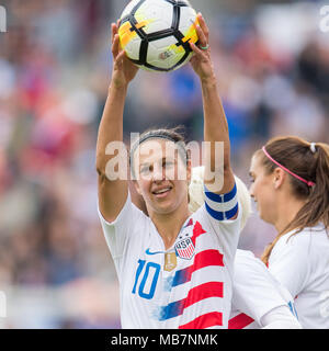 Houston, TX, USA. 8Th apr 2018. États-unis d'Amérique terrain(21) Lloyd (10) célèbre après avoir marqué son 100ème but pour l'équipe nationale au cours du 1er semestre d'un match amical de football entre le Mexique et les USA au stade BBVA Compass à Houston, TX. Trask Smith/CSM/Alamy Live News Banque D'Images