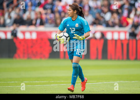 Houston, TX, USA. 8Th apr 2018. Mexique attaquant Cecilia Santiago (12) au cours d'un match amical de football entre le Mexique et les USA au stade BBVA Compass à Houston, TX. USA a remporté le match 6-2.Trask Smith/CSM/Alamy Live News Banque D'Images