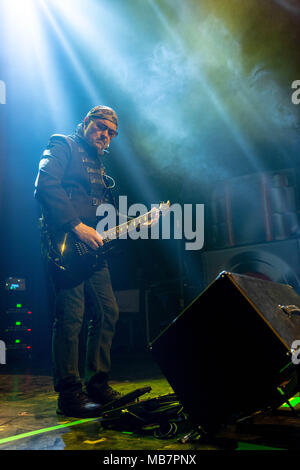 Hammond, Indiana, USA. 6ème apr 2018. PAUL QUINN de Saxon se produit en concert à la salle à Horseshoe Casino à Hammond, Indiana Crédit : Daniel DeSlover/ZUMA/Alamy Fil Live News Banque D'Images