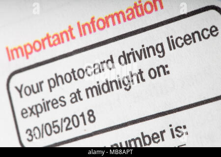 Rappel de la DVLA photocard pour renouveler un permis de conduire. UK Banque D'Images