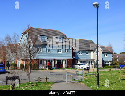 Maisons et parcs sur College Green Development, Slough, Berkshire, Angleterre, Royaume-Uni Banque D'Images