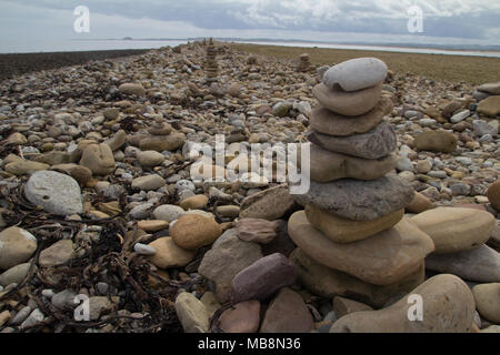 Les cheminées en pierre sur Lindisfarne, Northumberland Banque D'Images