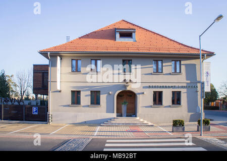 Sokolovna Pruhonice, Restaurant, salle de remise en forme Banque D'Images