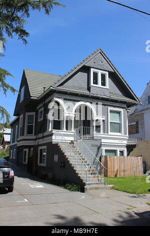 La reine Anne Cottage construit 1895, Southside, Berkeley, Californie Banque D'Images