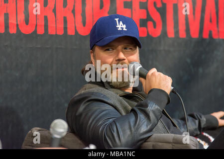 DORTMUND, ALLEMAGNE - le 8 avril : l'Acteur Tyler Labine (Tucker & Dale vs Evil, Reaper, Deadbeat) au week-end d'Enfer, un jour deux (7-8 avril 2018) sur le thème de l'horreur fan convention. Photo : Markus Wissmann/Alamy Live News Banque D'Images